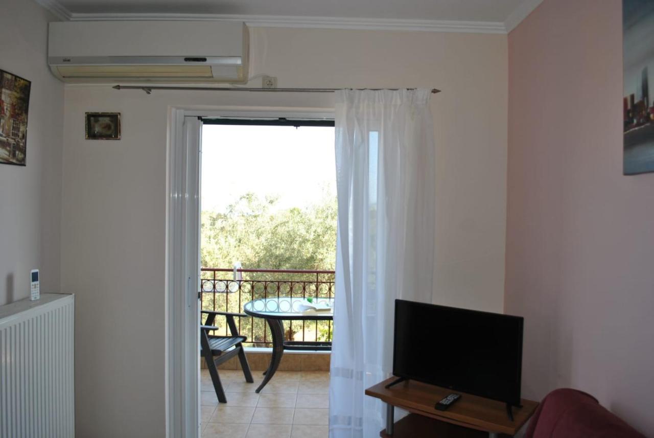Monika Lefkada Hotel Tsoukalades Exterior photo